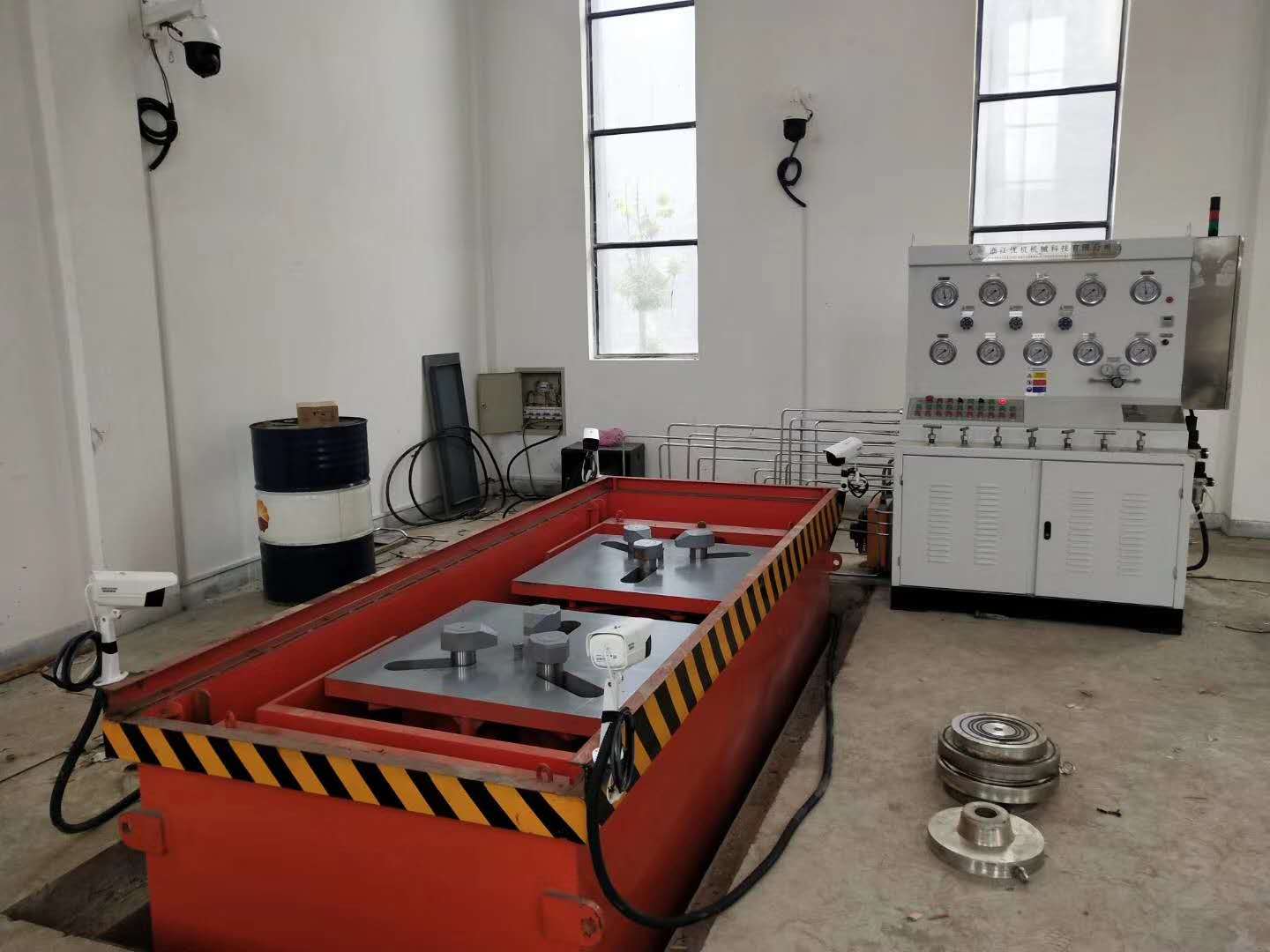 浙江優(yōu)機(jī)機(jī)械再次為某高軍工企業(yè)供應(yīng)高壓氣體閥門(mén)試驗(yàn)臺(tái)